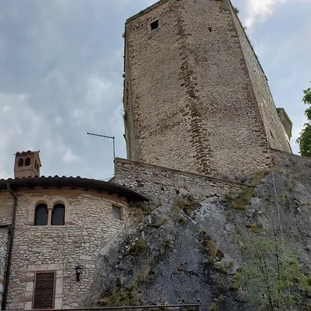 Rainbow House Vendégház Castel di Tora
